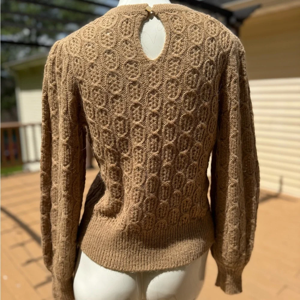 J. Crew Cable Knit Tan Sweater size XS - Picture 5 of 10